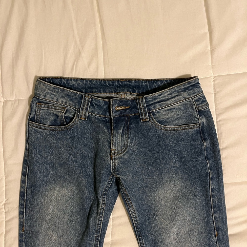 Brandy Melville Kylie Jeans